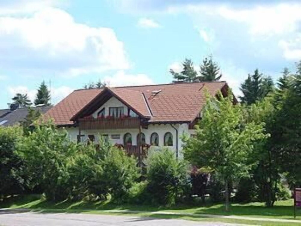 Photo 48