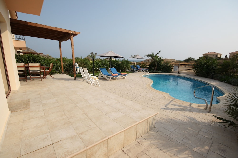 Vineland Bay Villas