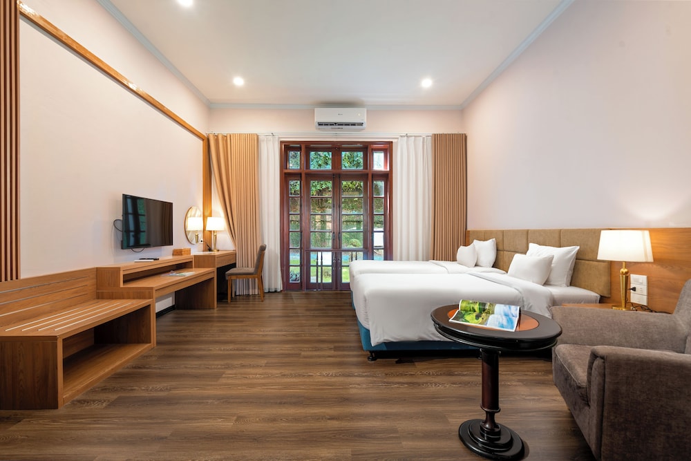 Tuan Chau Resort Ha Long