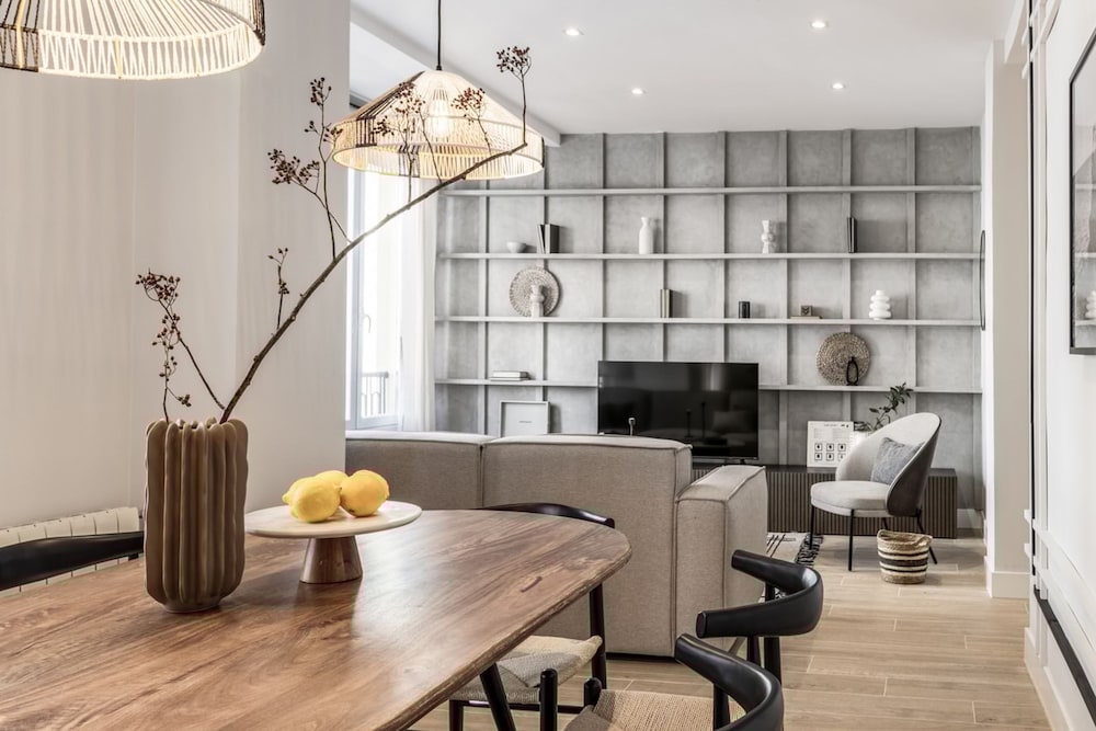 Stella - 3 Bedrooms in Goya
