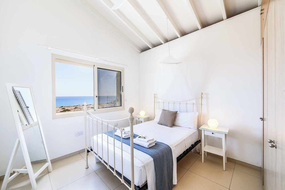 Protaras Artisan Seafront Villa 6
