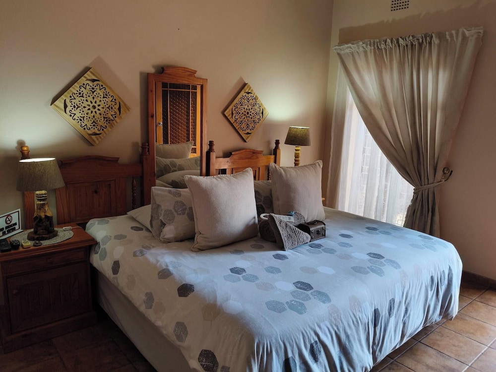 Acacia Guesthouse view 4