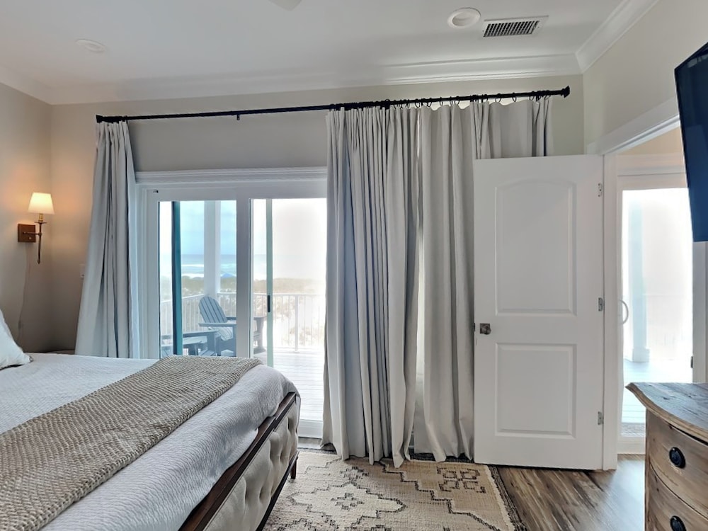 La Bella Luna by Southern Vacation Rentals view 4