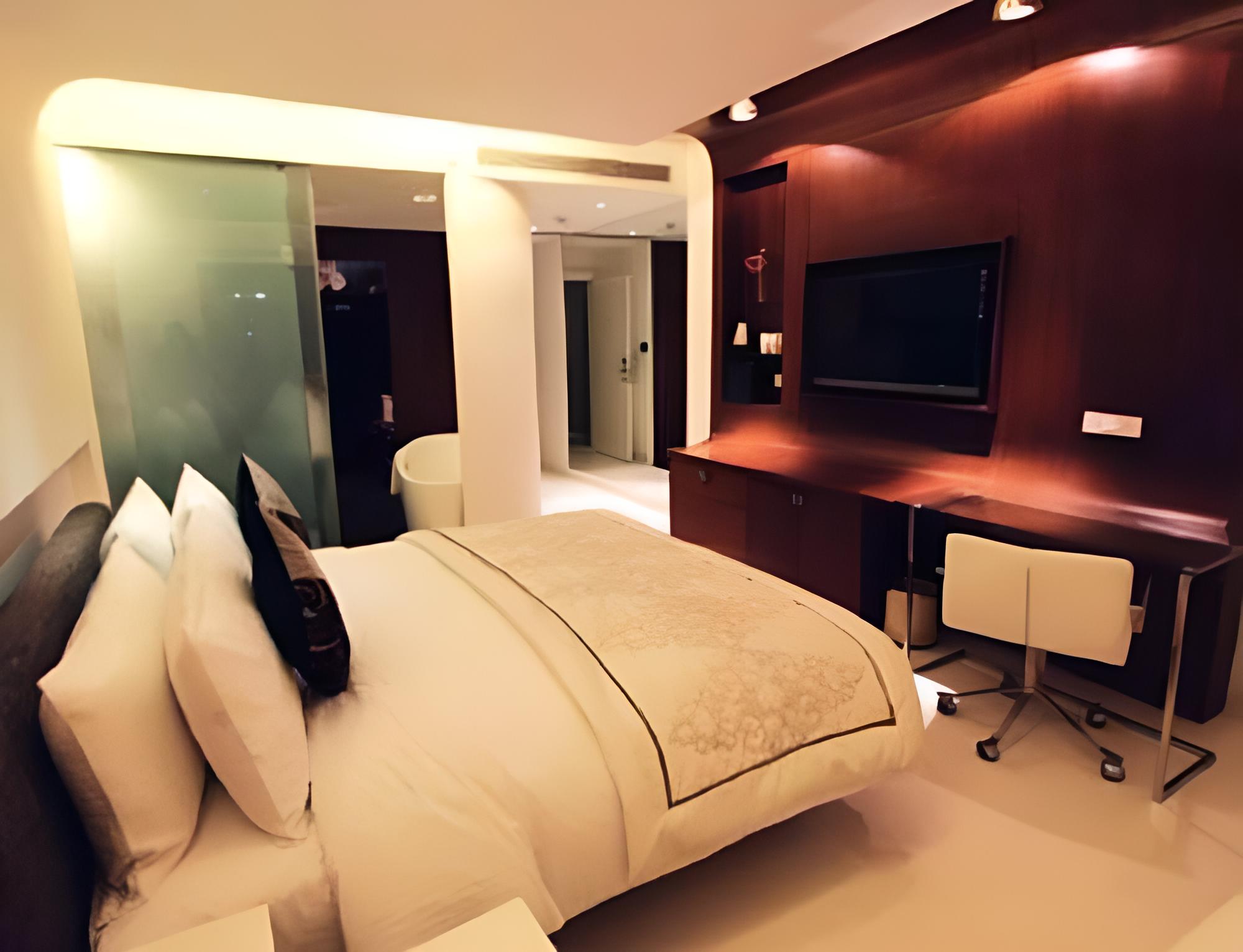 The Hotel Hindusthan International