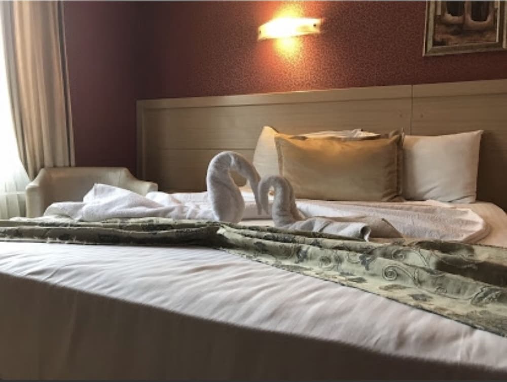 Royal Carine Otel - Image 20