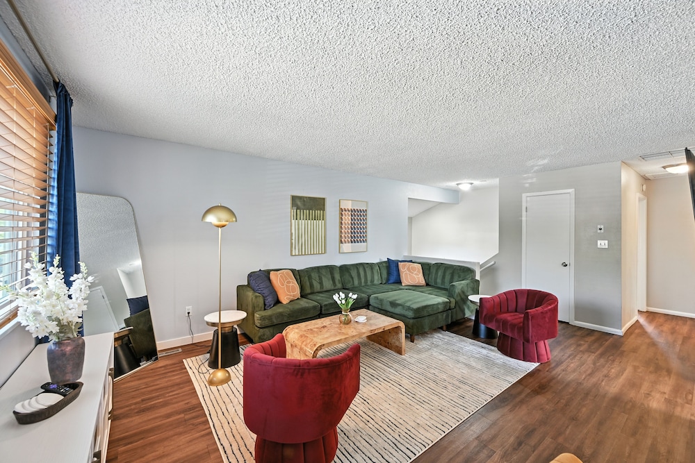 Family-friendly Arvada Getaway With Games Galore 4 Bedroom Home