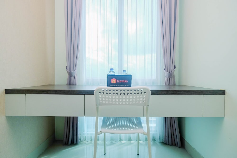 Modern And Comfy Studio Apartment Grand Dhika City, Bekasi - 20