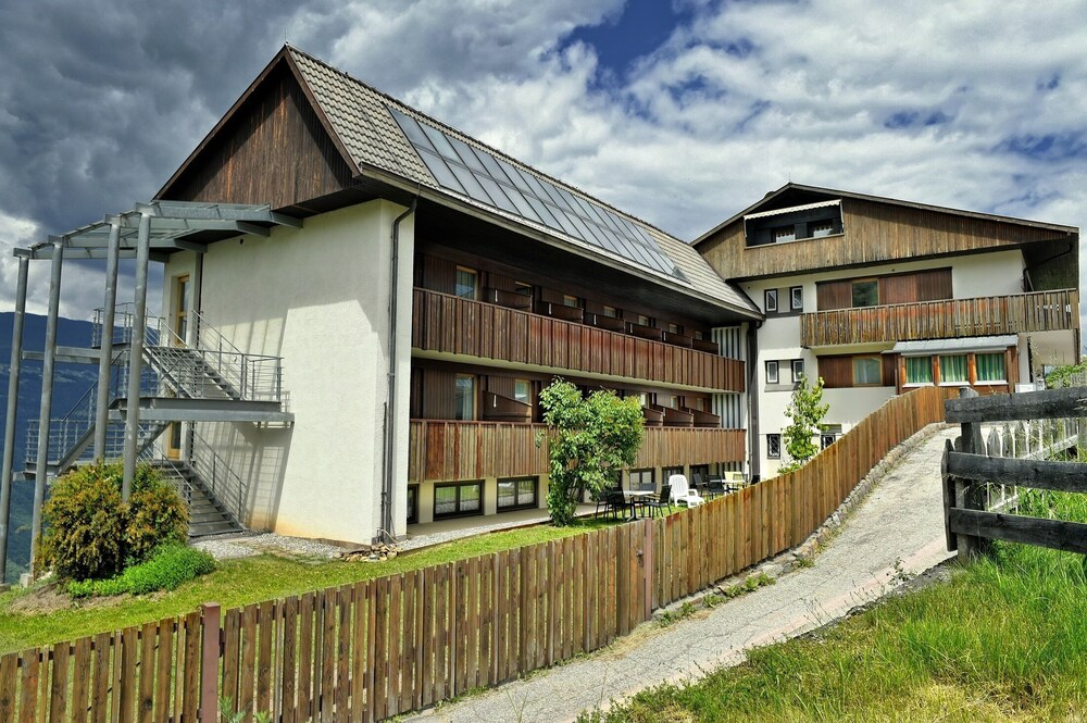 Pension Fellis view 4
