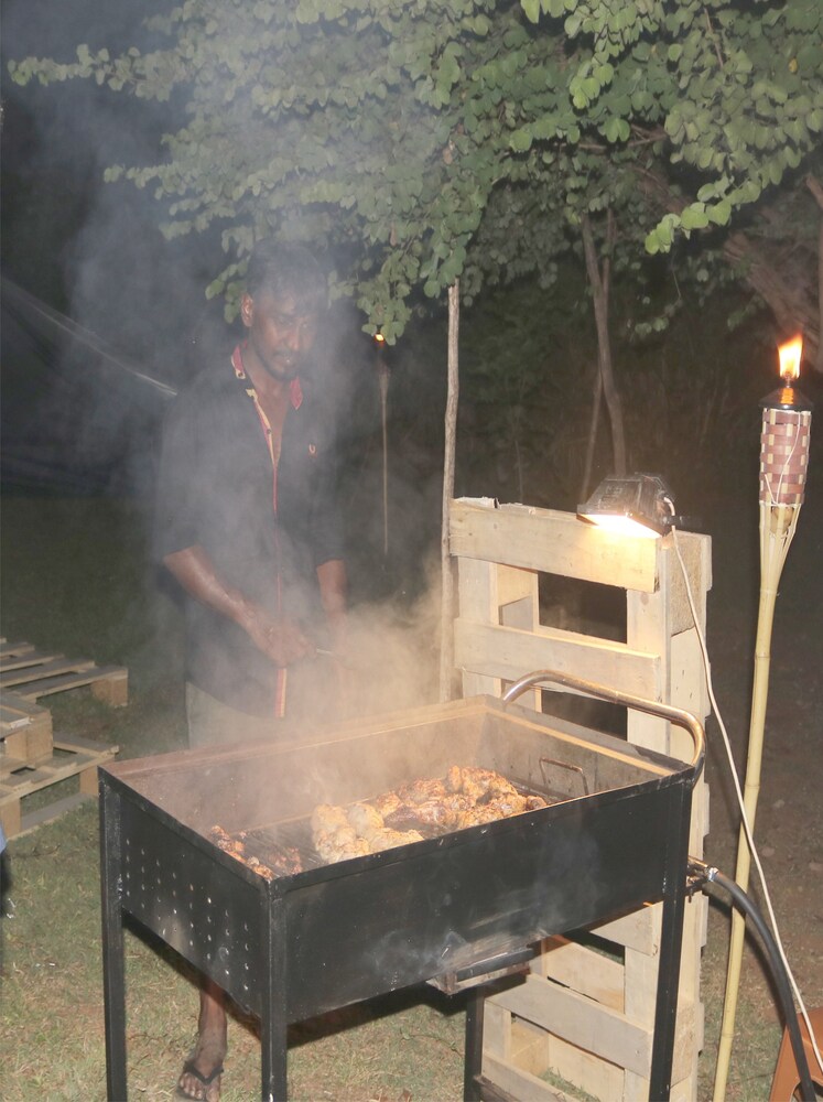 Dev's Campground