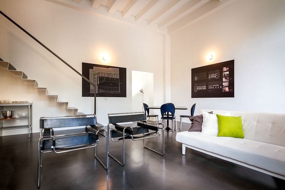 Porta Torre Lofts