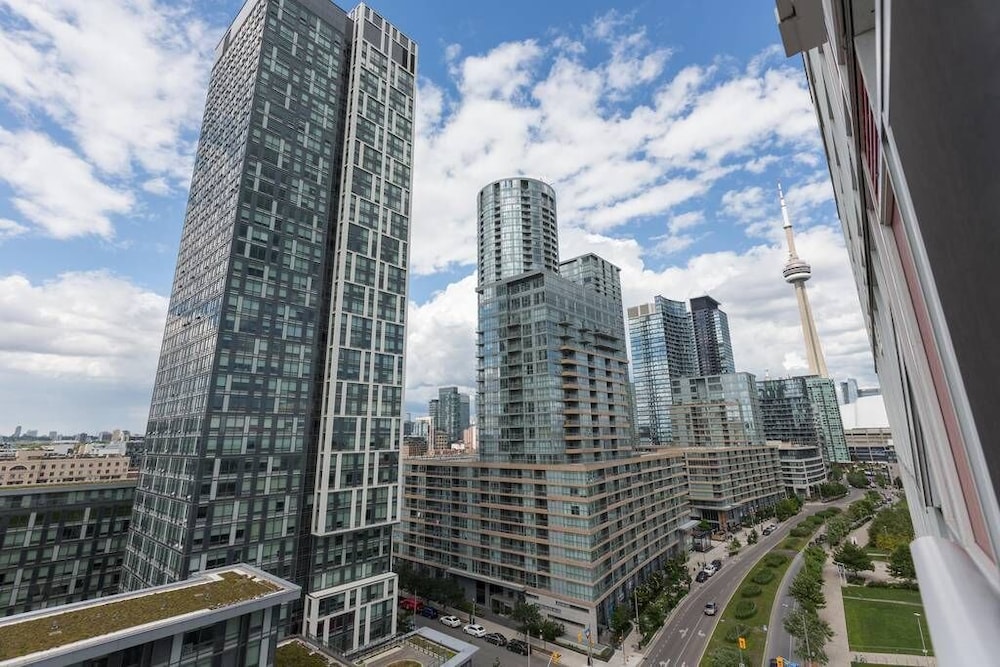 DT City 1 BR by Jays, MTCC, CN Tower - Image 1
