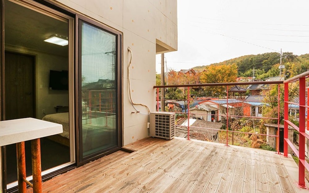 Gyeongju Twin Village Bed and Breakfast