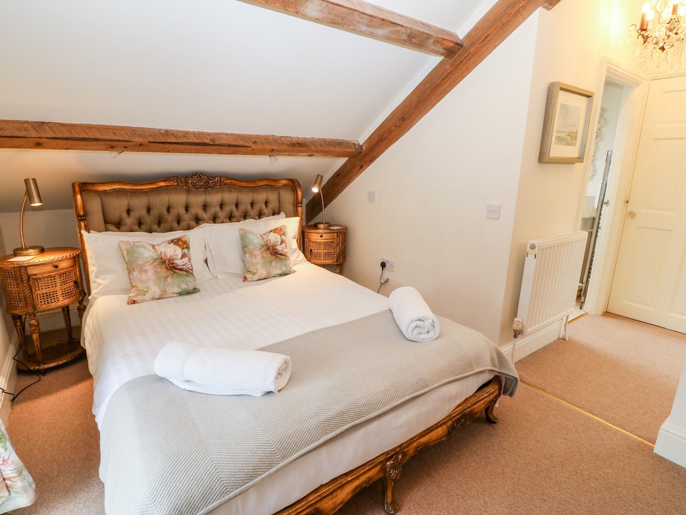 The Little Coach House view 3