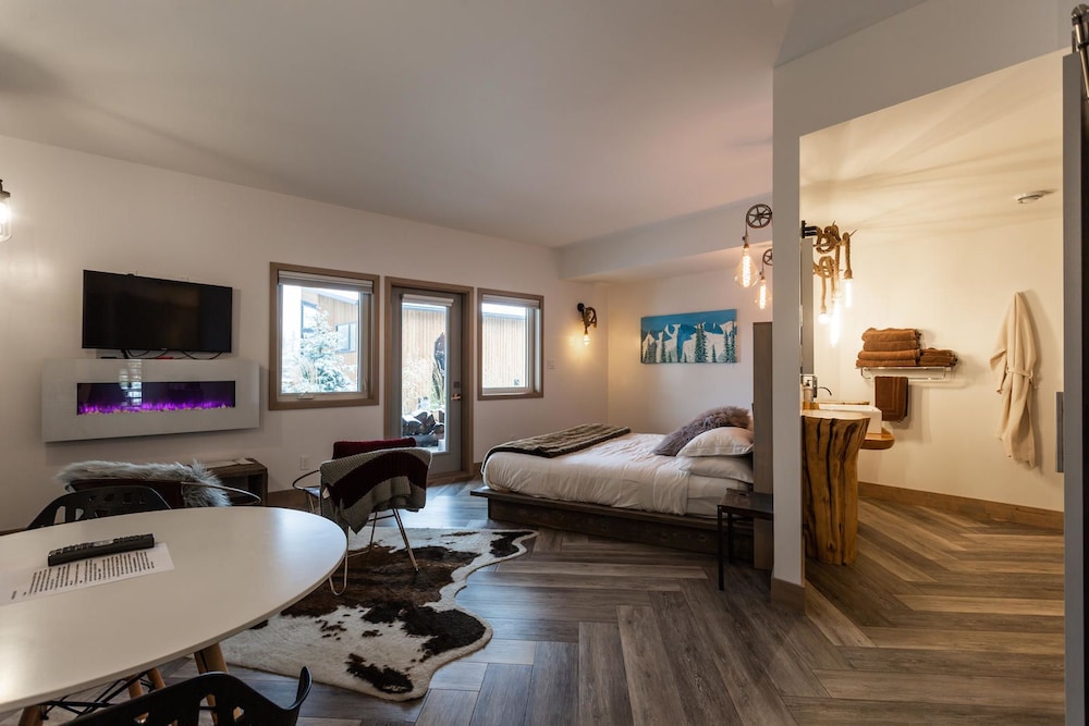 Blackstone B&B