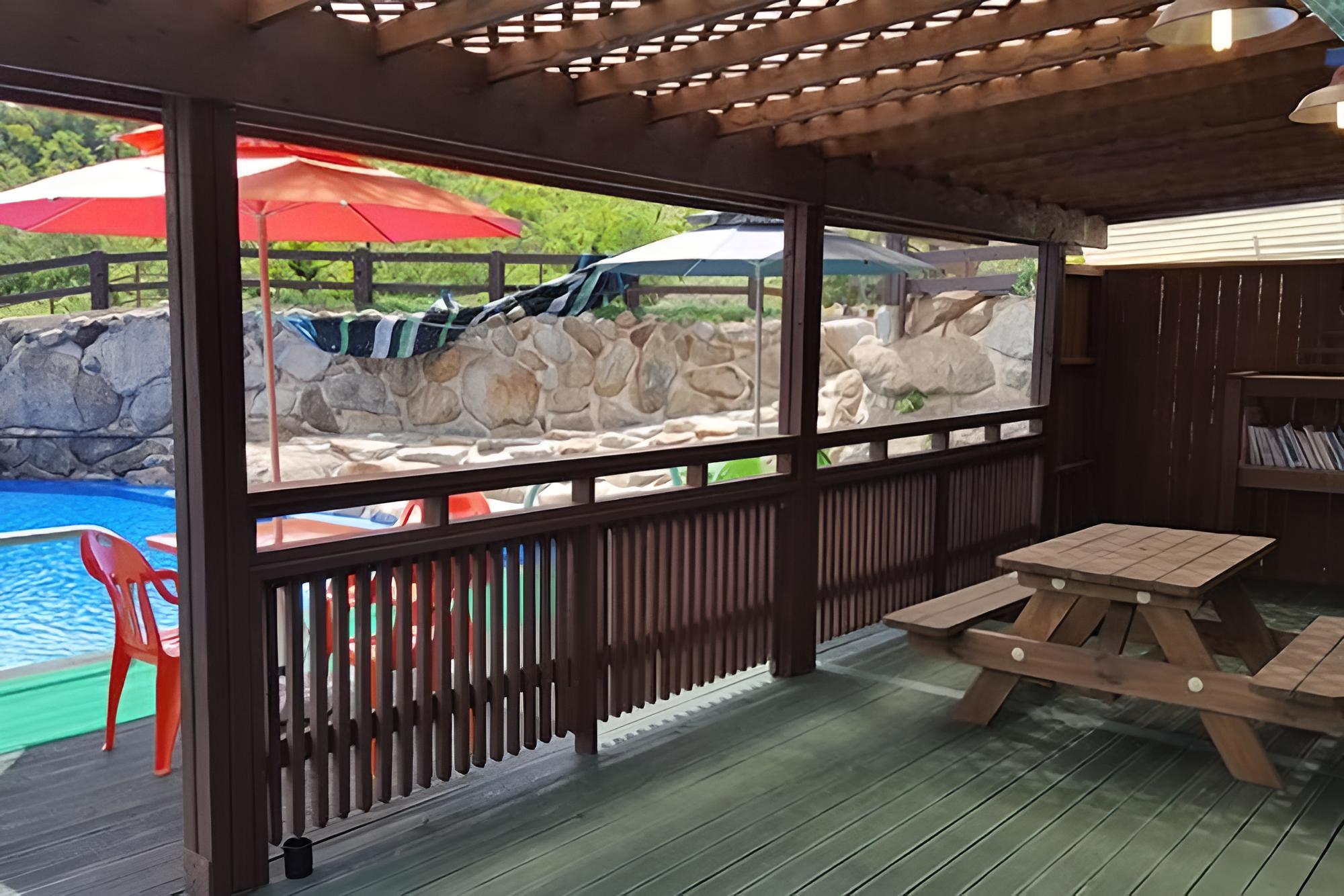 Hadong Sansuae Pension