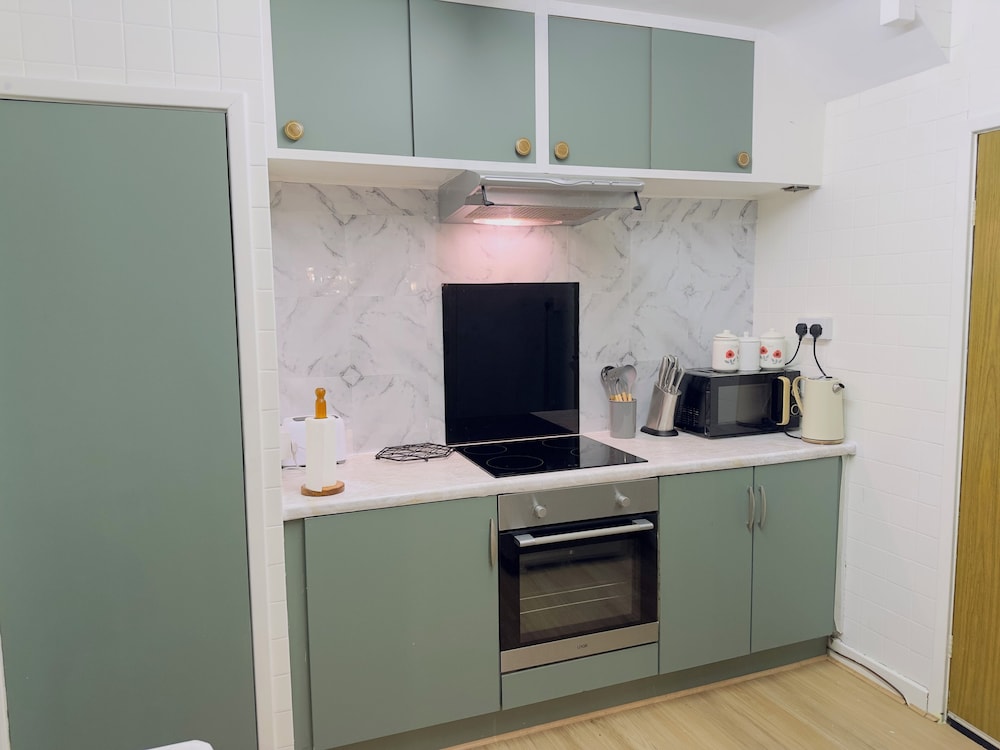Elegant Escape in North Shields - Spacious 3 Bedroom House