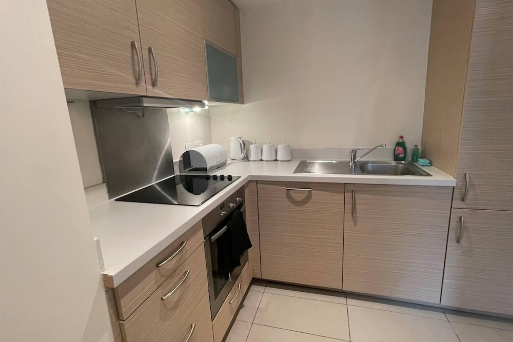 Stunning 1-bed Apartment in Salford