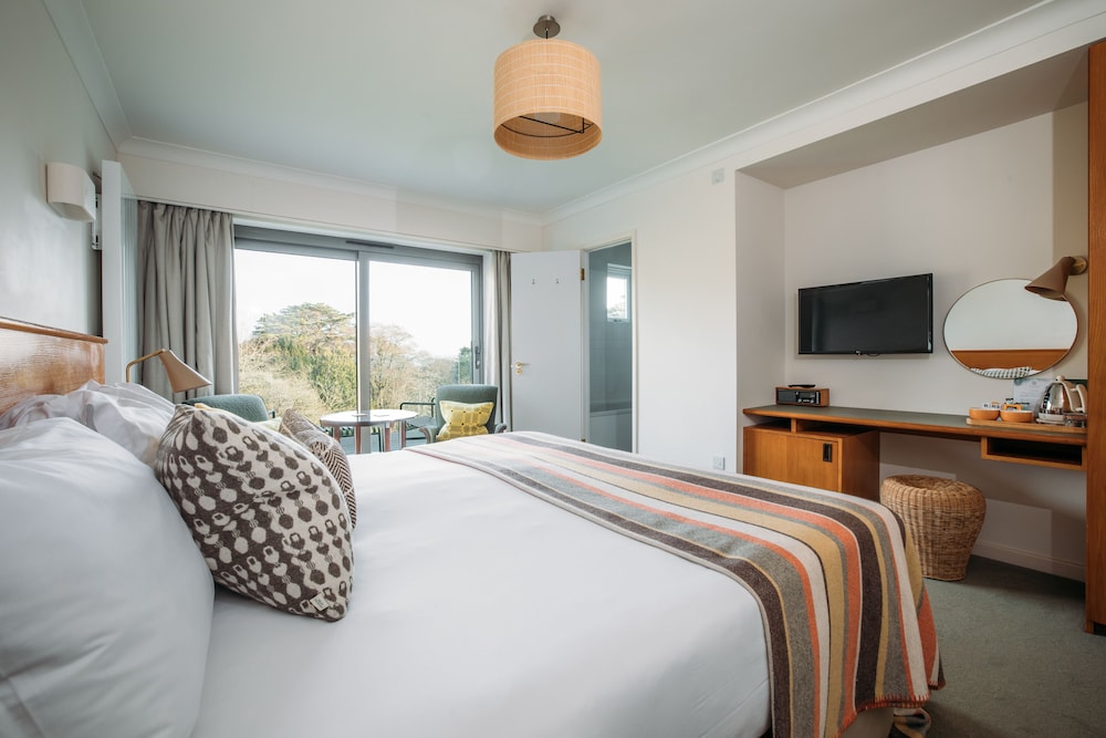 Falmouth Vacations - Hotel Meudon - Property Image 12