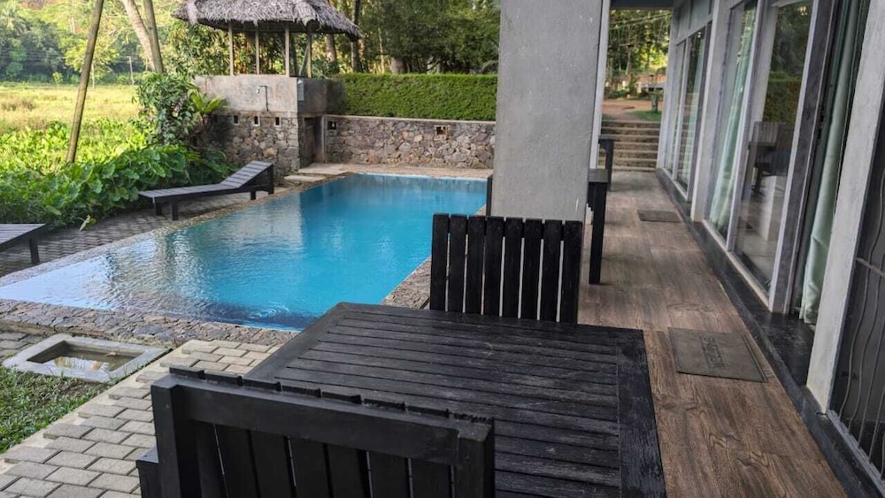Leisure Land Villas