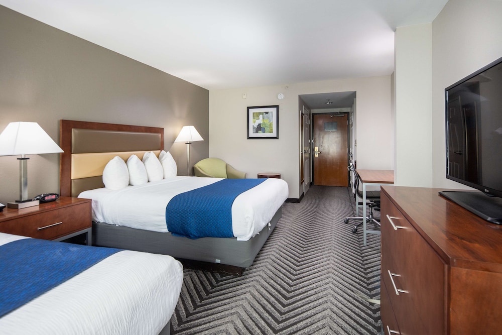 Best Western Inn  Suites San Mateo - San Francisco Airport - Property Image 36