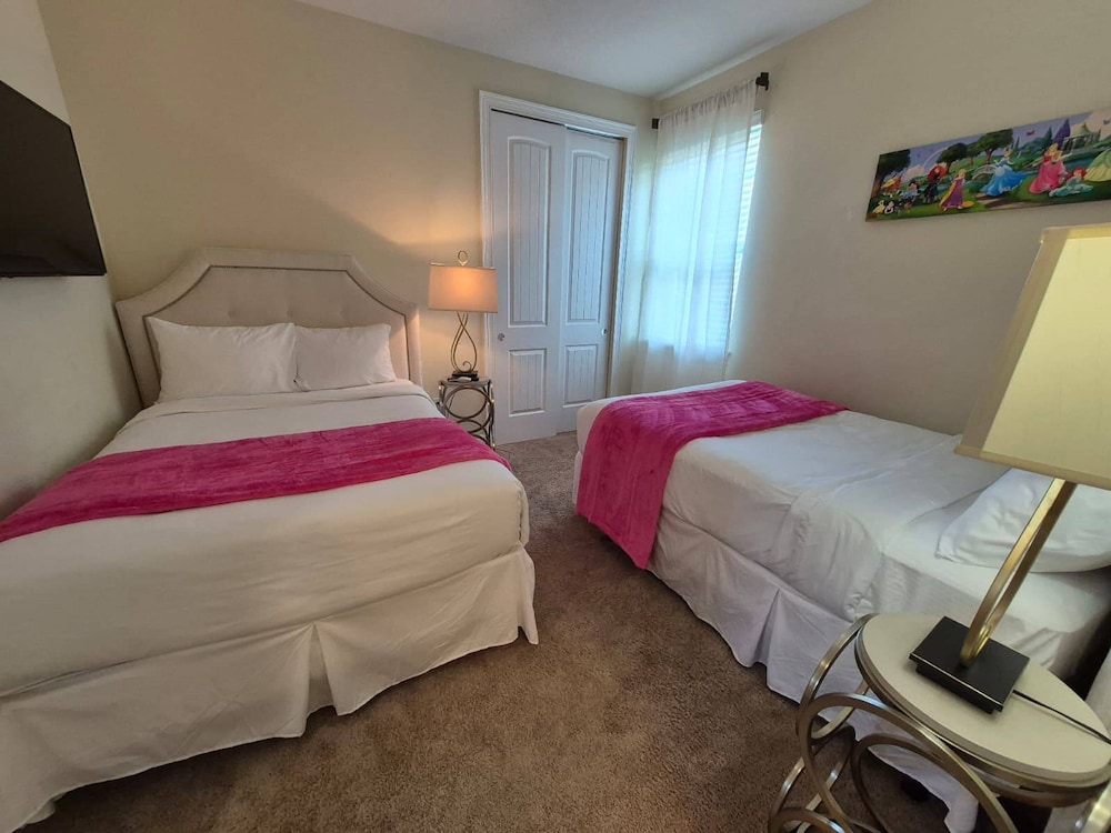 6BR 5BA w Private Pool Spa Near Disney