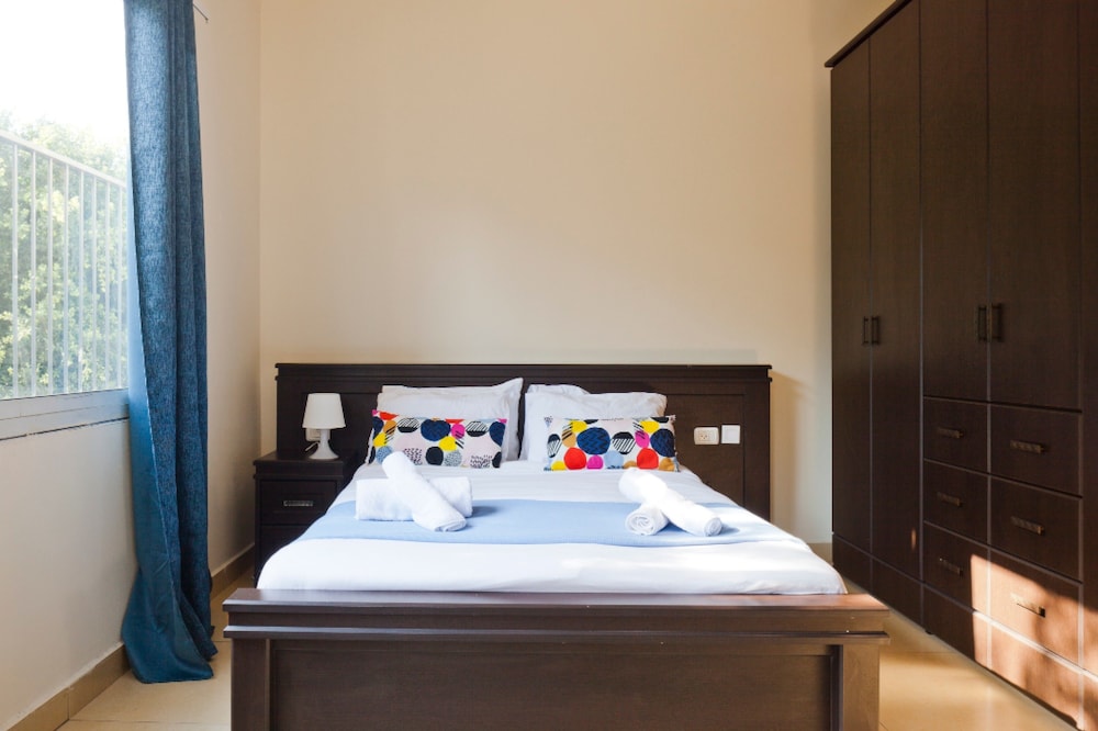 NHE Rothschild Allenby Apartments view 4