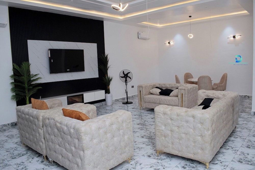 DEOSEA APARTMENTS
