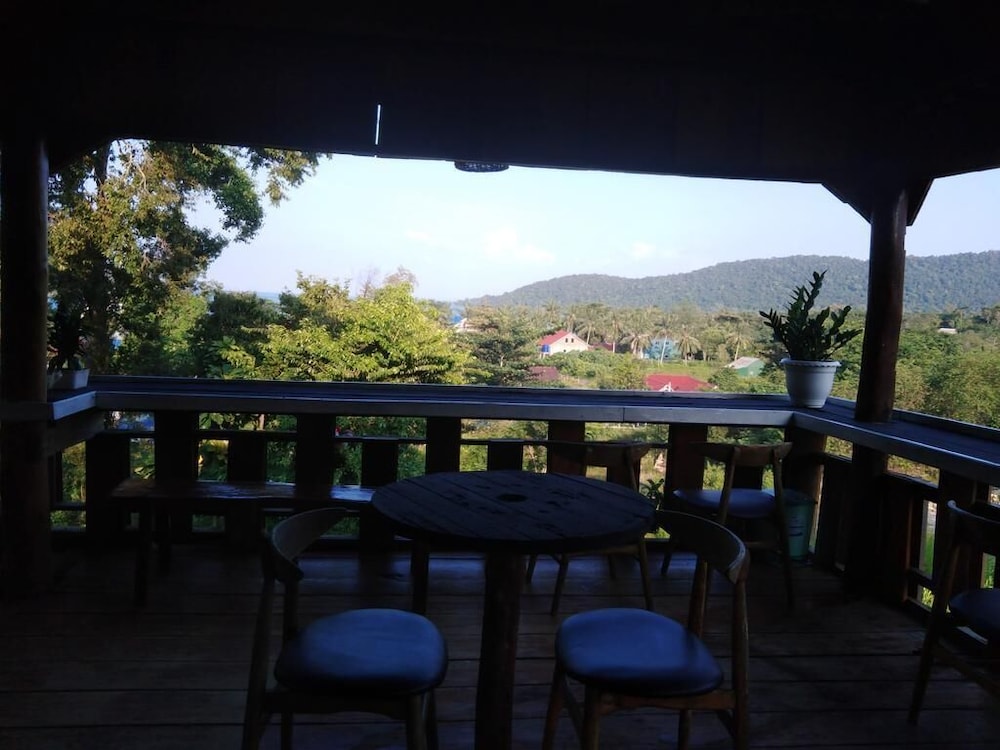 GB08 Casa 4 Suites em Guarajuba view 2