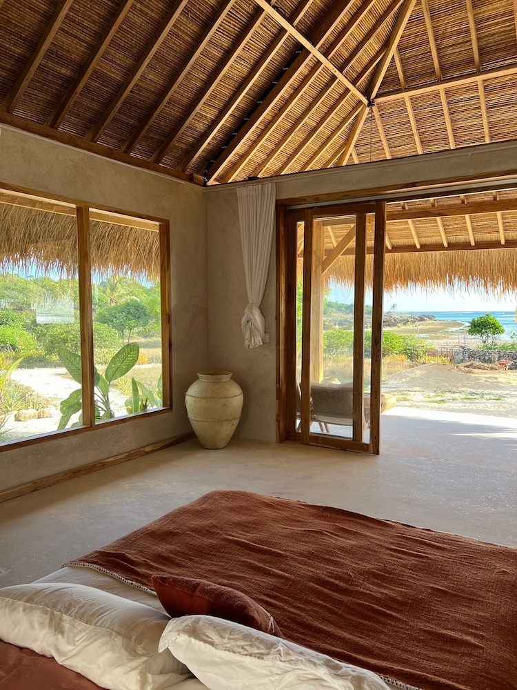 Rote Beach Bungalows