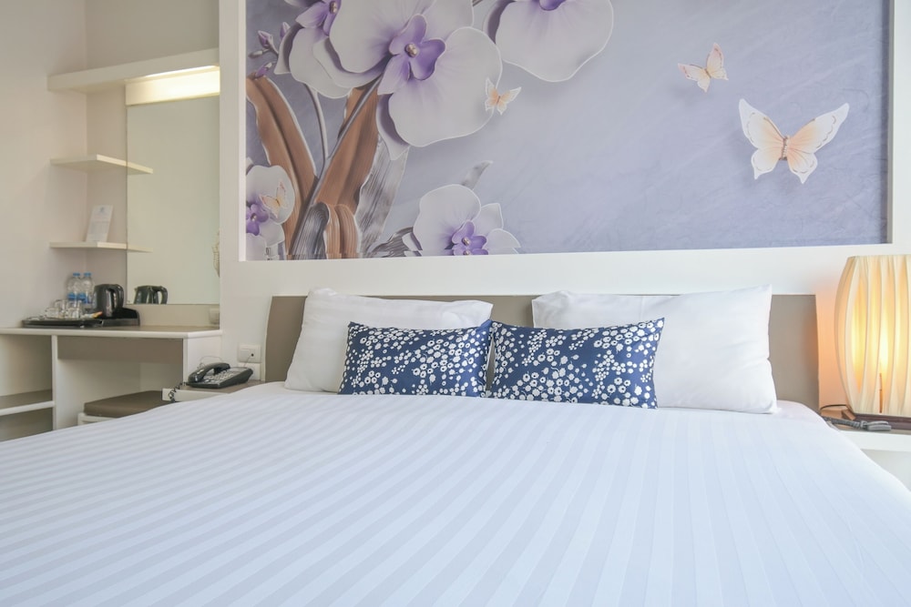 Sino Maison Hotel
