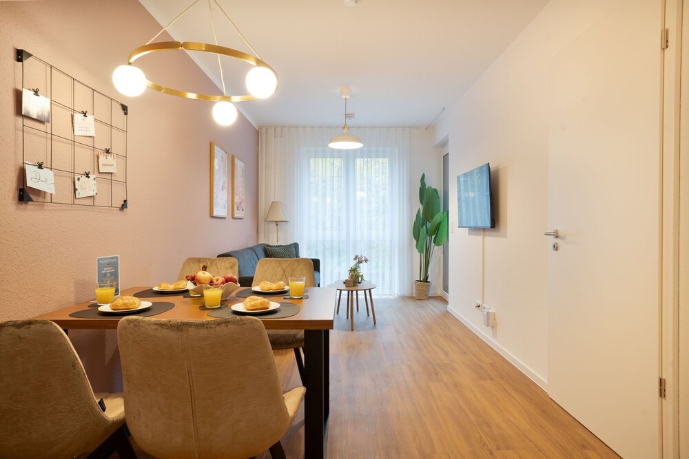 Premium Apartments I home2share