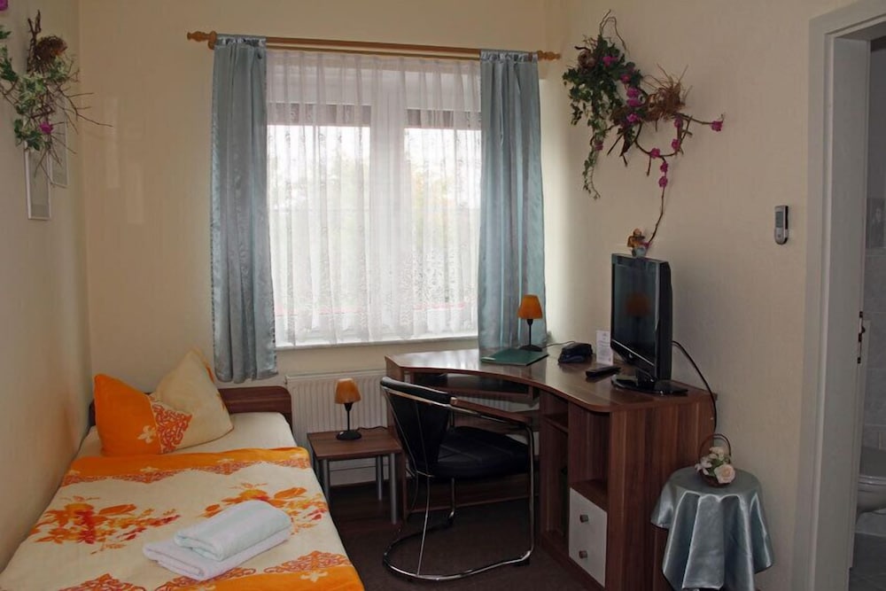 Hotel Parkschanke Zabeltitz - Property Image 4