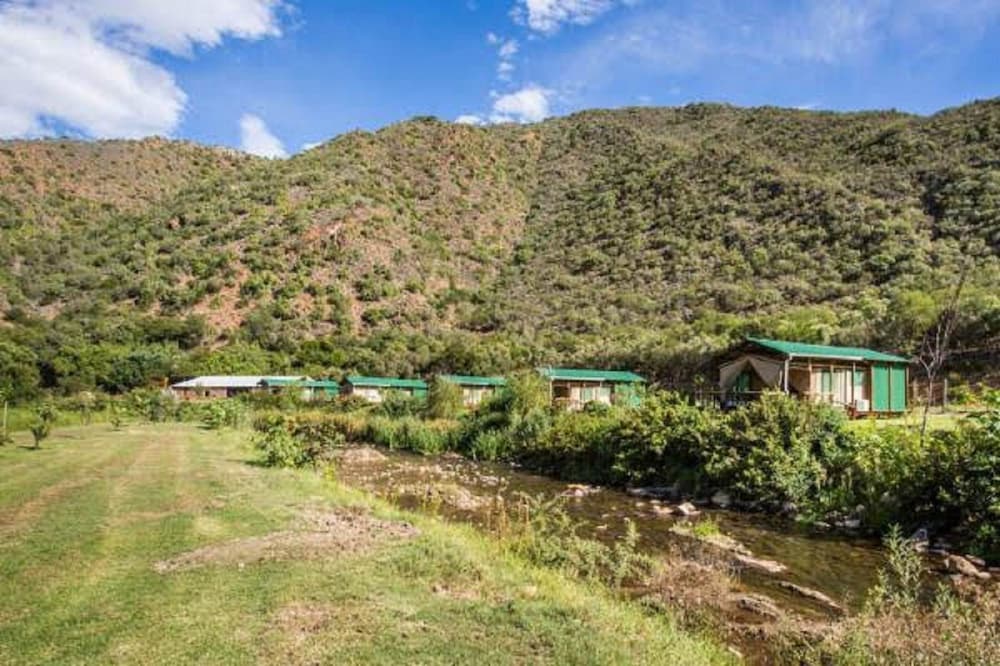 Old Mill Lodge, Working Ostrich Farm & Restaurant, Oudtshoorn