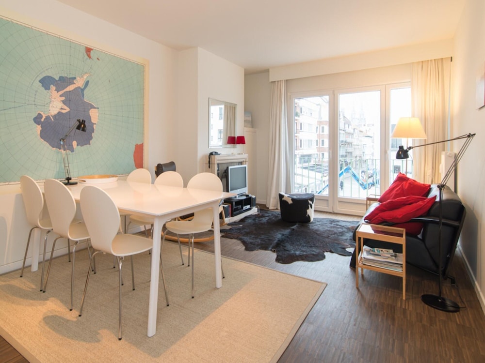 Cozy Apartment Near the Beach