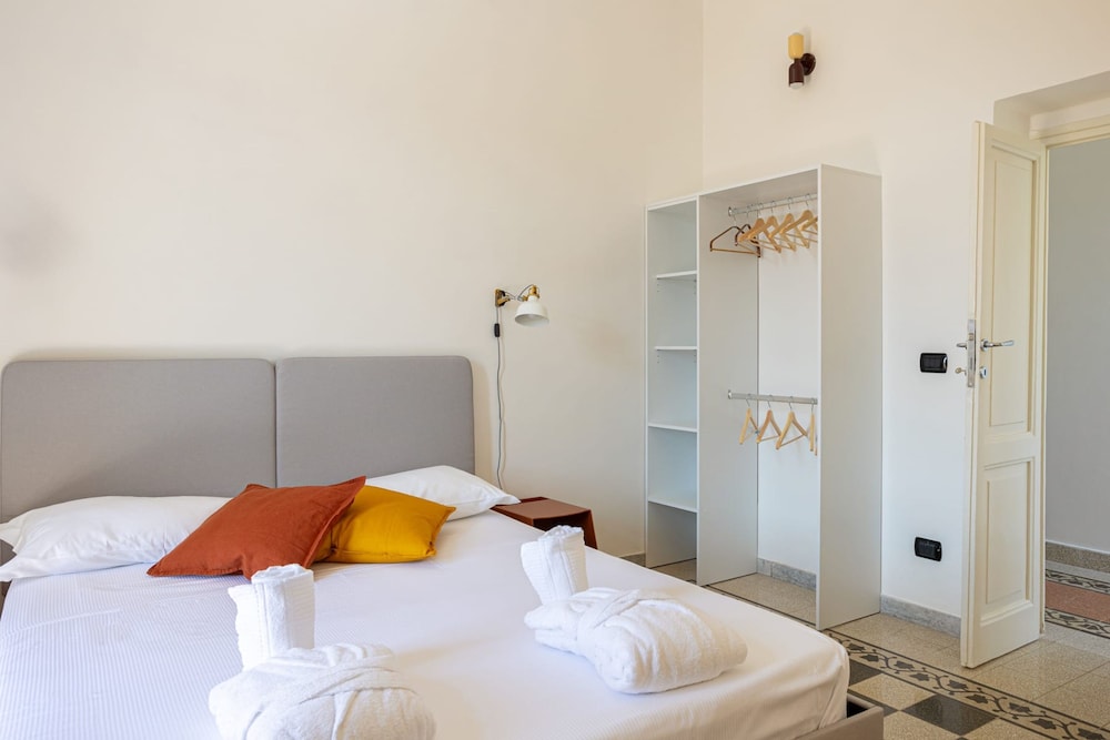 Rampa Brancaleone Charming Apartment With View — Rome photo 4