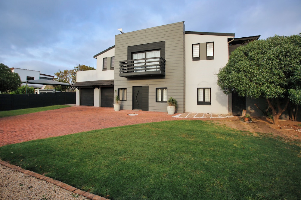 Klopdisselboom Langebaan 10-sleeper