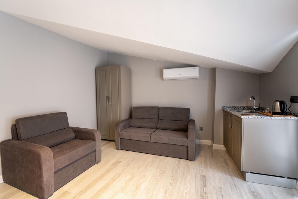 Rubby Hotel Kadıköy - Image 37