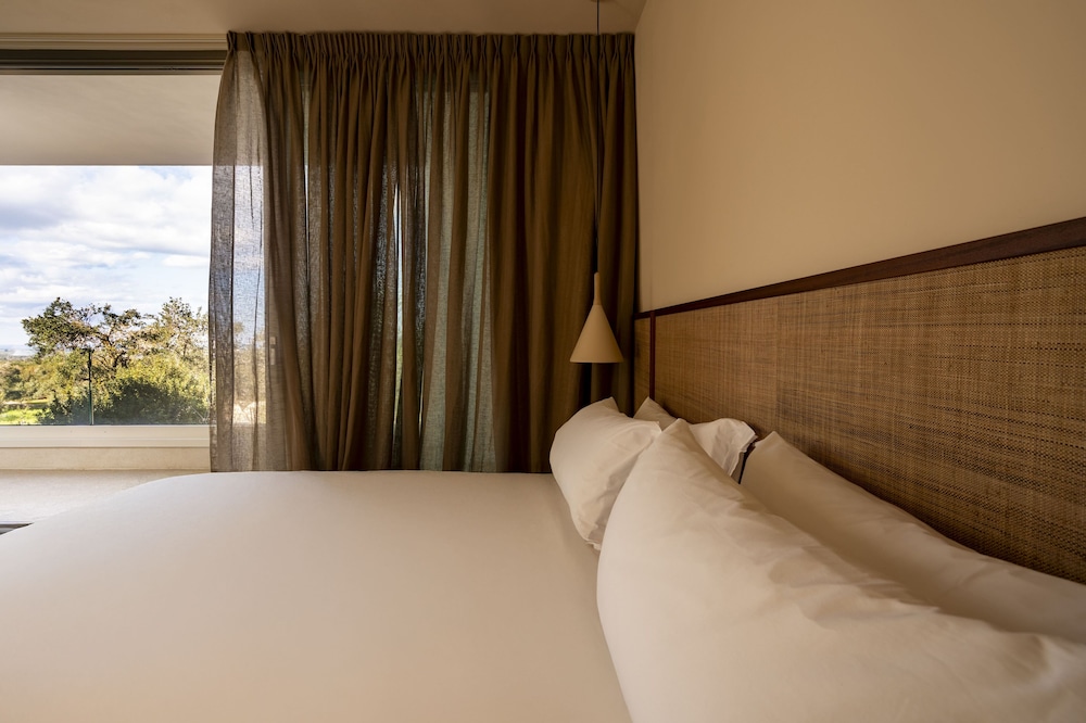 Botanico Villa & Suites