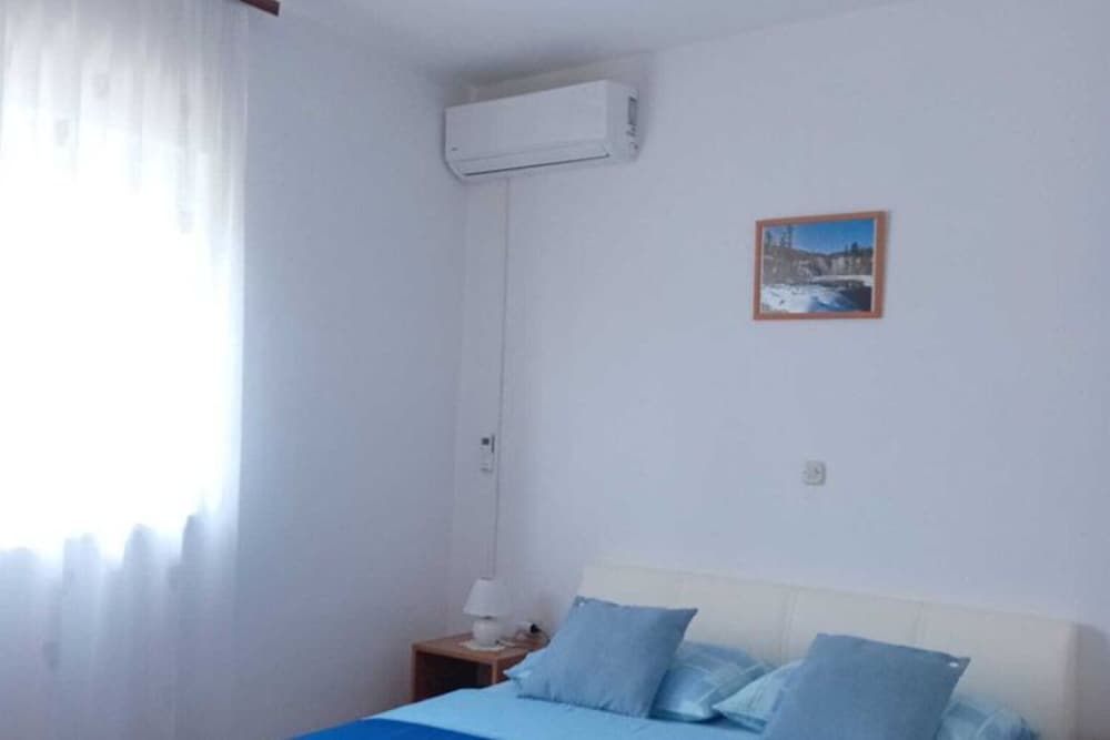 Nice Apartment With Private Roofed Terrace, Near the Sea and National Park view 5
