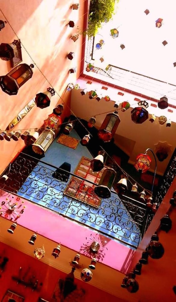 Riad Layla Rouge - Hostel