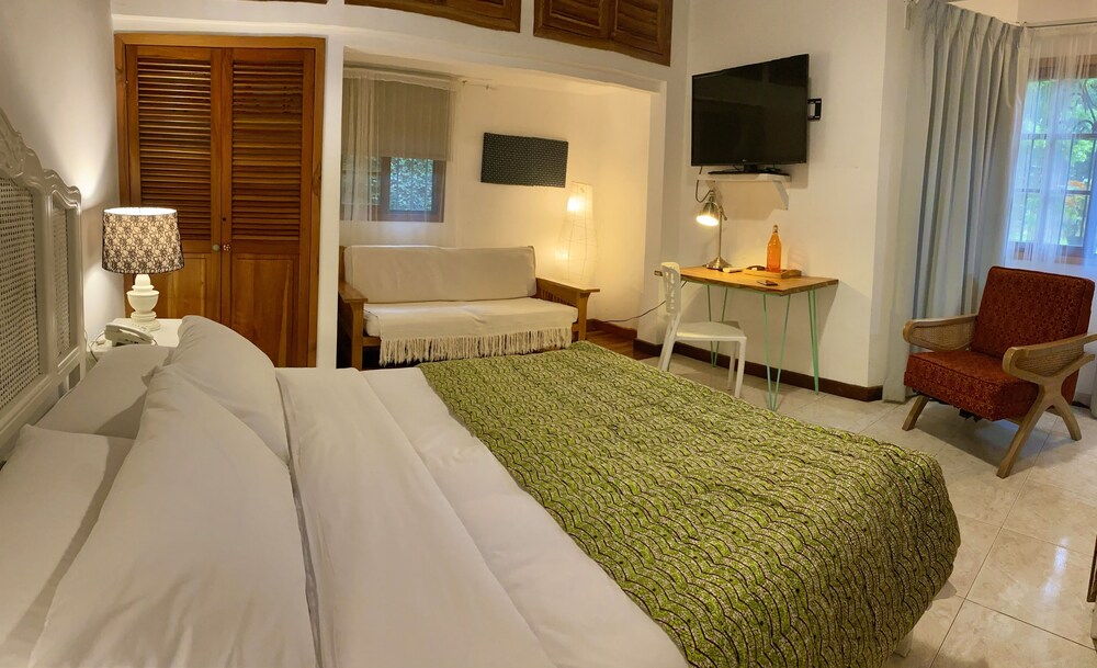 Iguanazu Bed & Breakfast