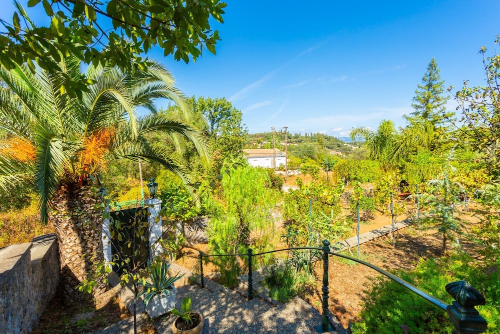 Villa Golden Tiara Large Private Pool A C Wifi