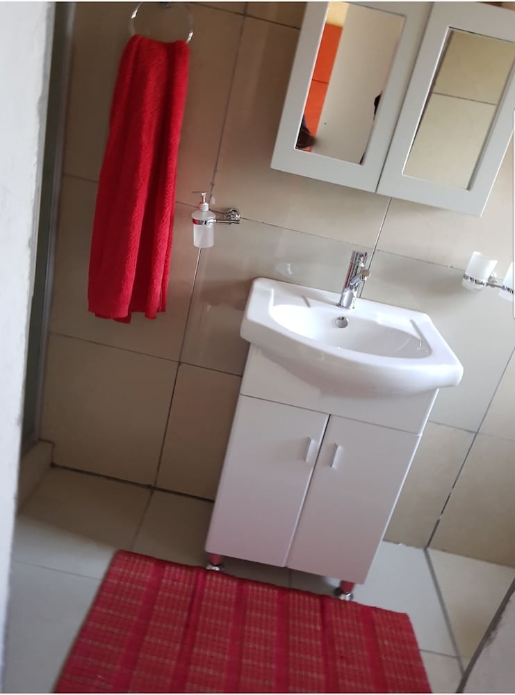 Kwantulindawo Guesthouse Newcastle