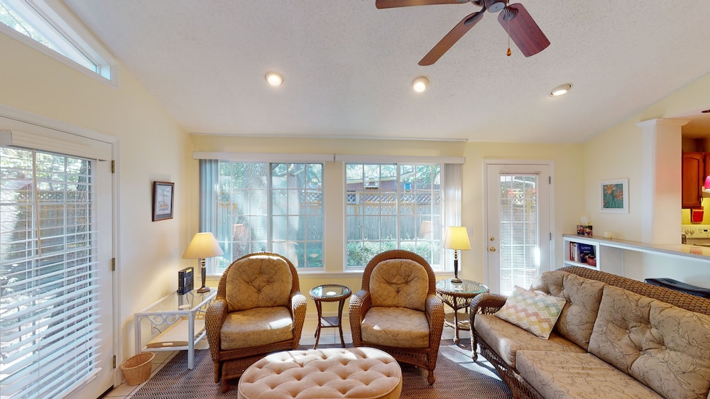 Azalea Cottage Duplex 2 Bedroom Duplex view 4