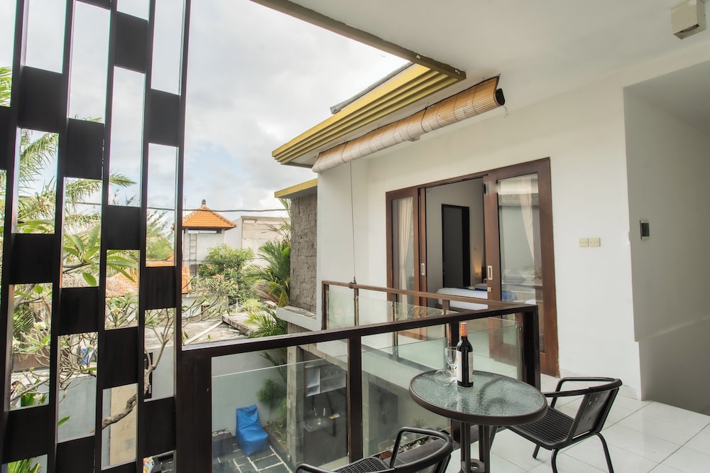 Villa Taman Bali Kerobokan 2