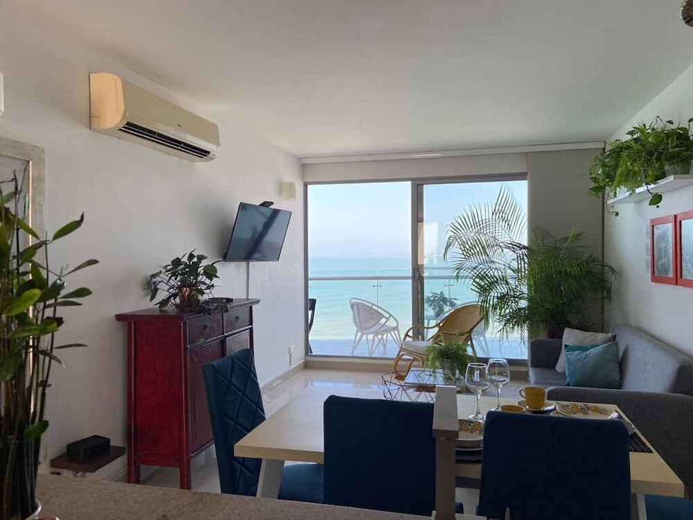 The most tropical and chic flat - 20B2