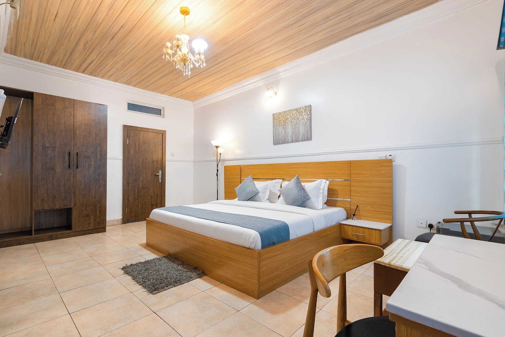 Safe Court Apartment