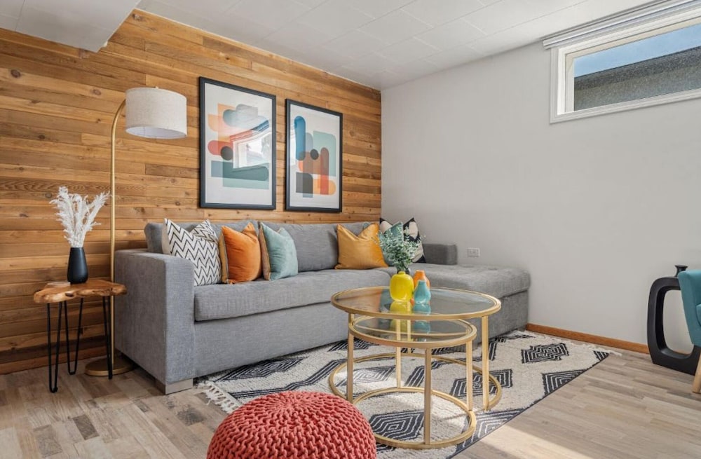 The Colour No Service Fees Royal Tyrrell