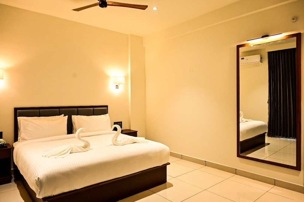 Hotel S S International