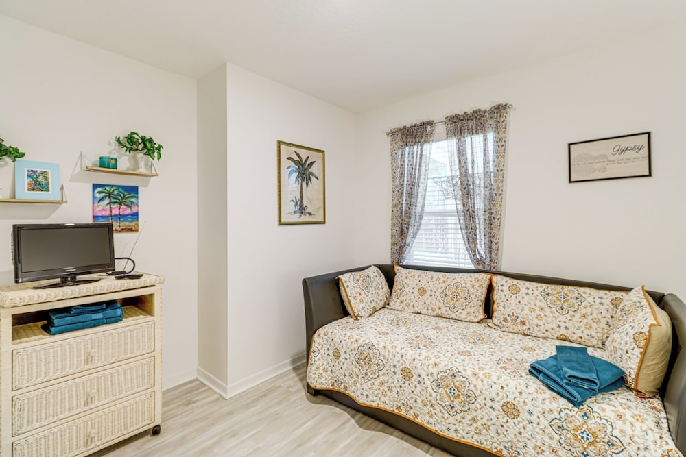 3 Mi to Dtwn Sebastian: Home w/ Furnished Patio!